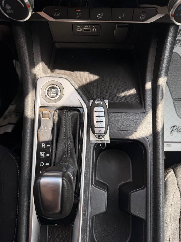 Nissan Sentra SV 2023
