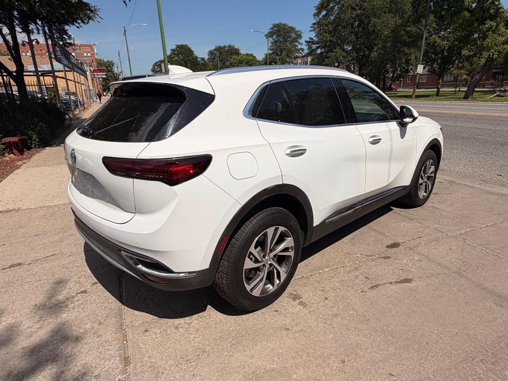 Buick Envision Essense 2023