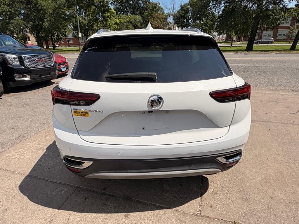 Buick Envision Essense 2023