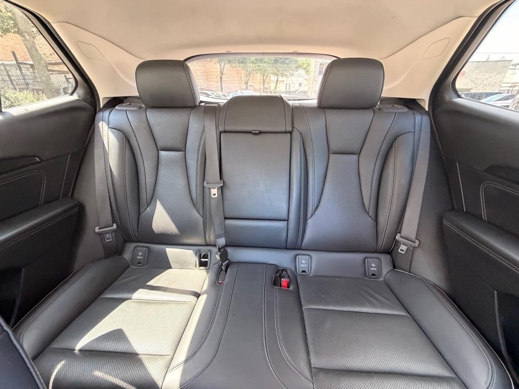 Buick Envision Essense 2023