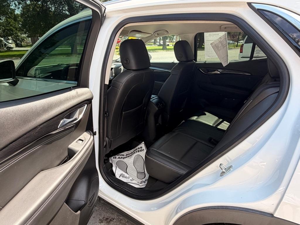 Buick Envision Essense 2023