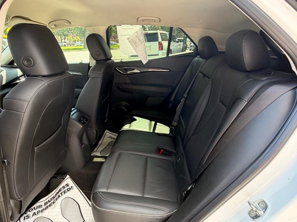 Buick Envision Essense 2023