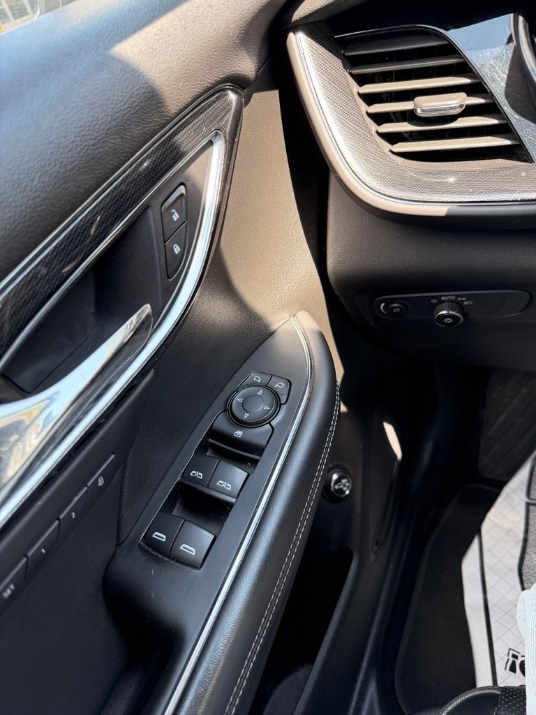 Buick Envision Essense 2023