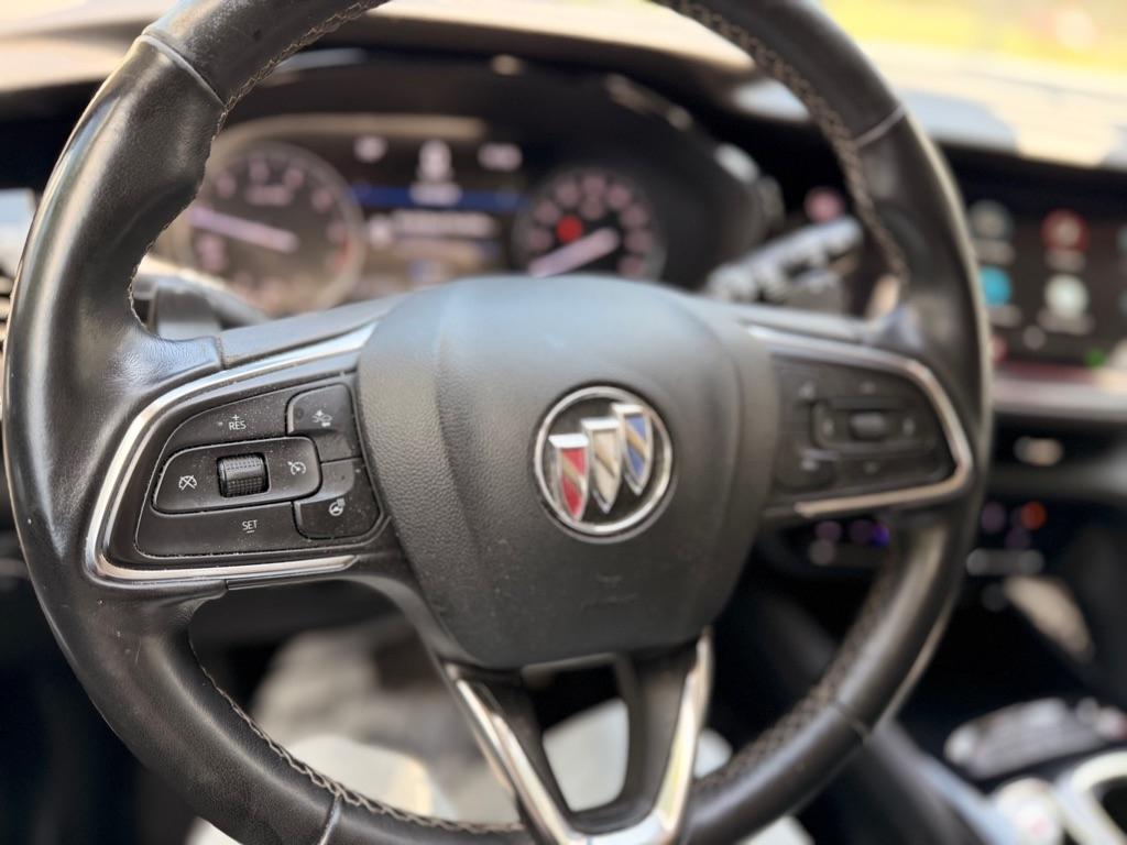 Buick Envision Essense 2023