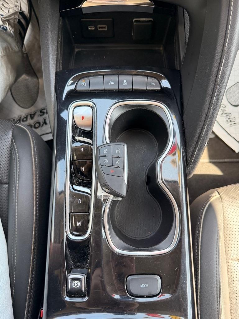 Buick Envision Essense 2023
