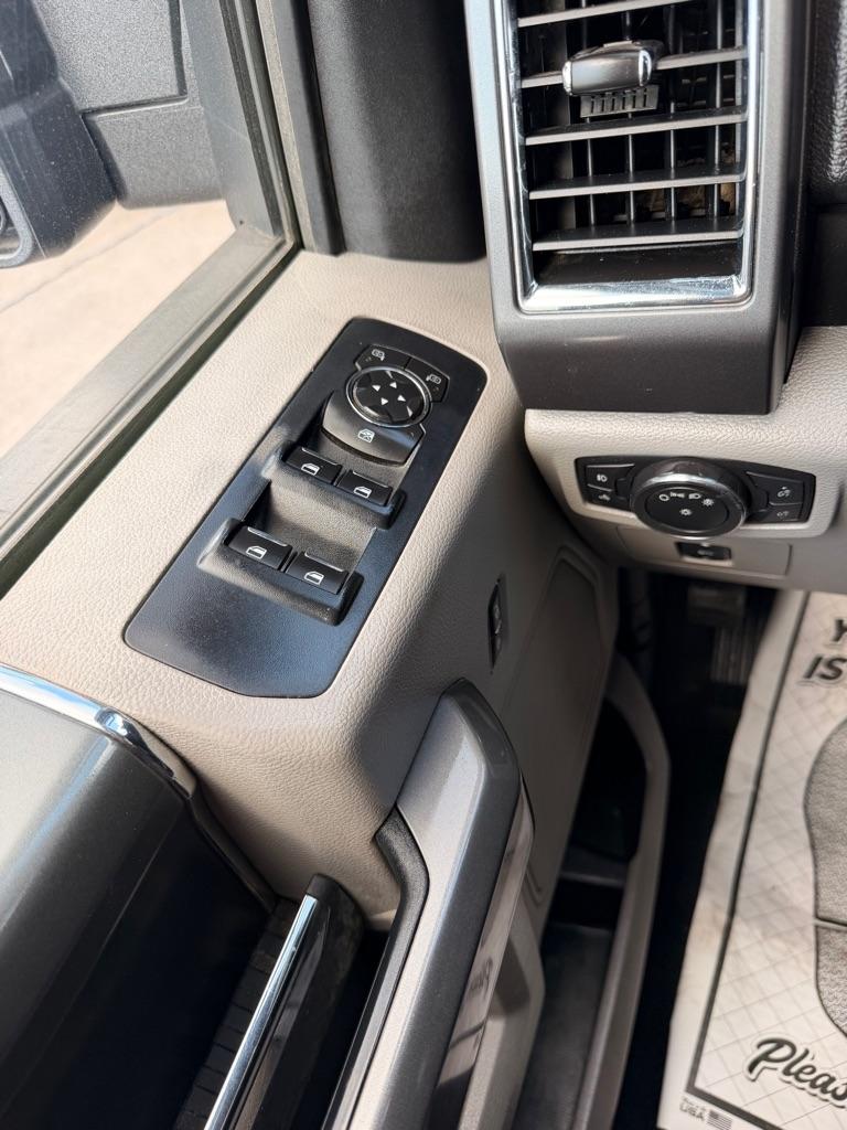 Ford F-150 XL SuperCrew 5.5-ft. Bed 4WD 2015
