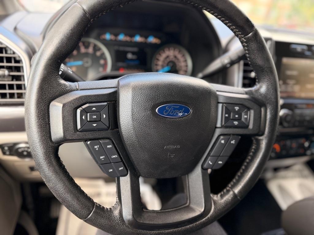 Ford F-150 XL SuperCrew 5.5-ft. Bed 4WD 2015
