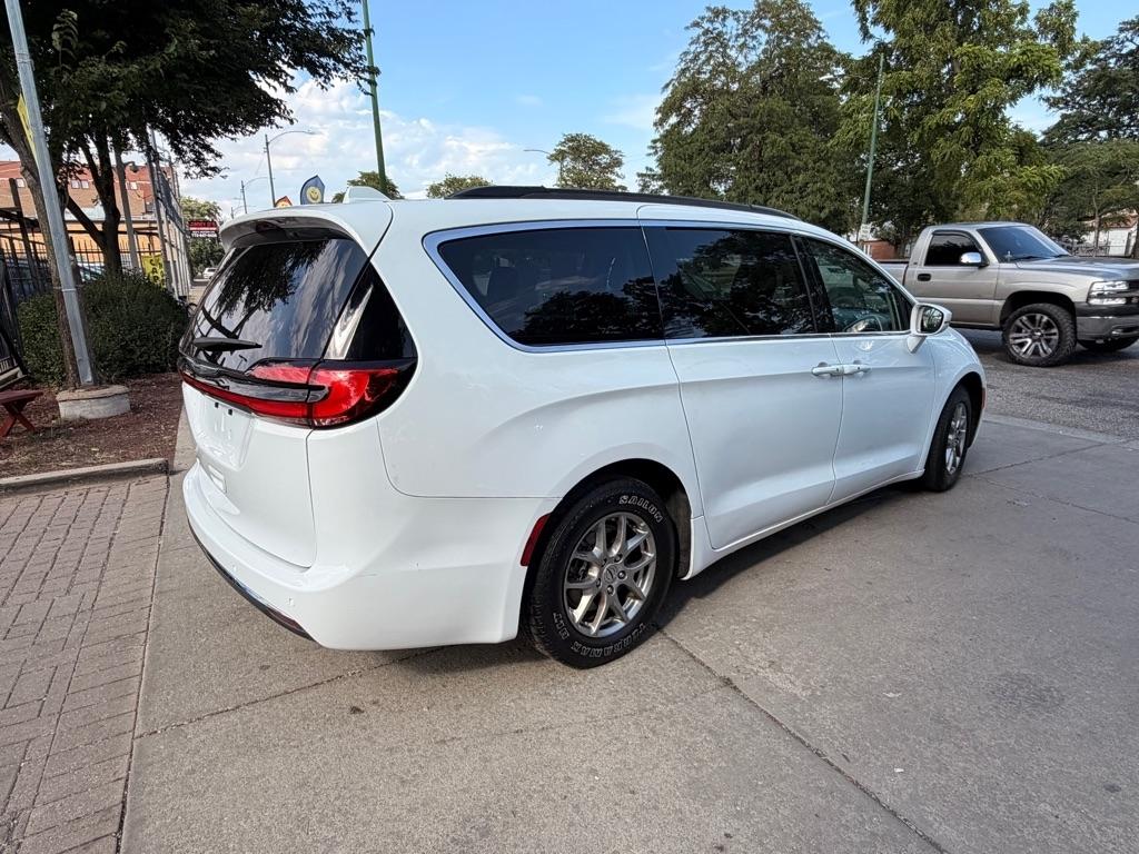 Chrysler Pacifica Touring Plus 2021
