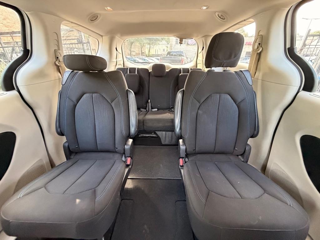Chrysler Pacifica Touring Plus 2021