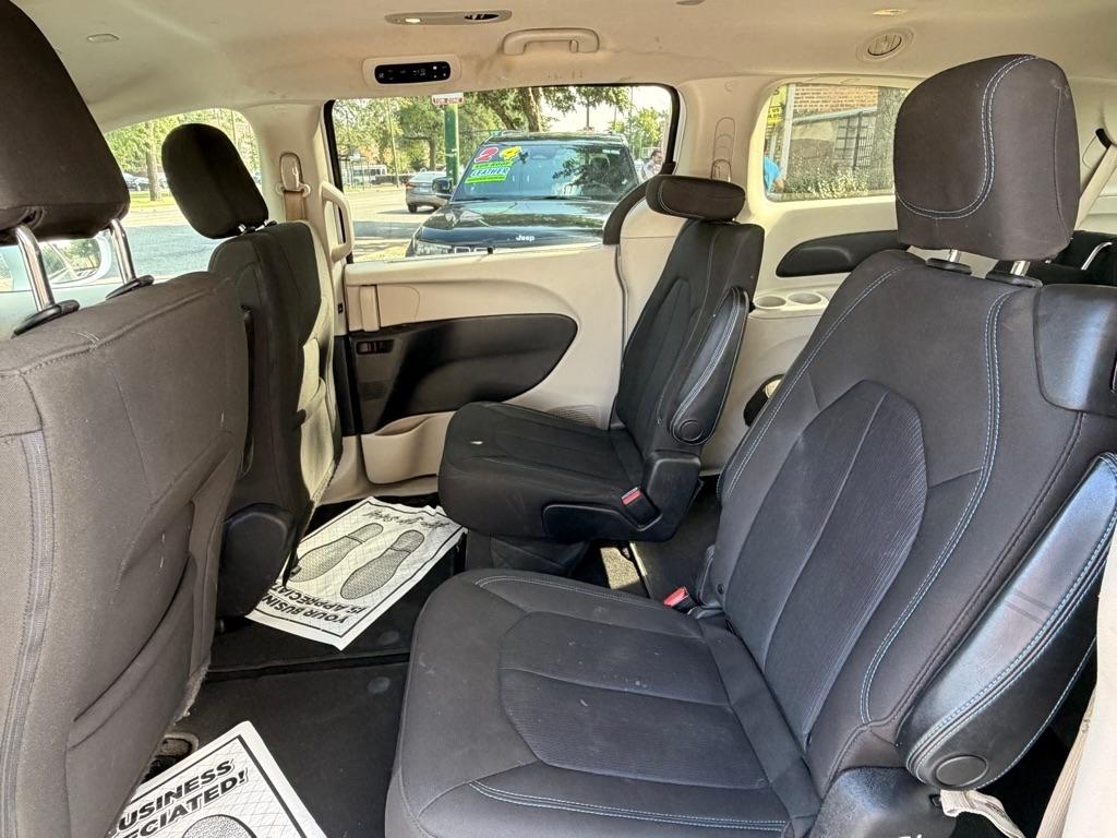Chrysler Pacifica Touring Plus 2021