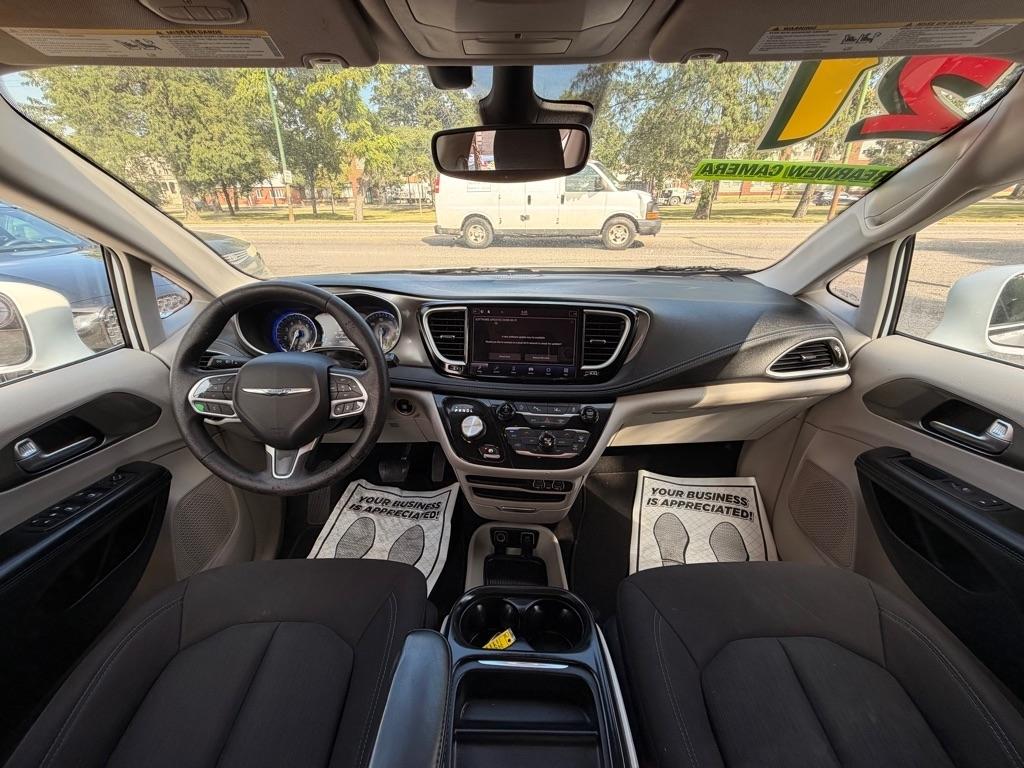 Chrysler Pacifica Touring Plus 2021