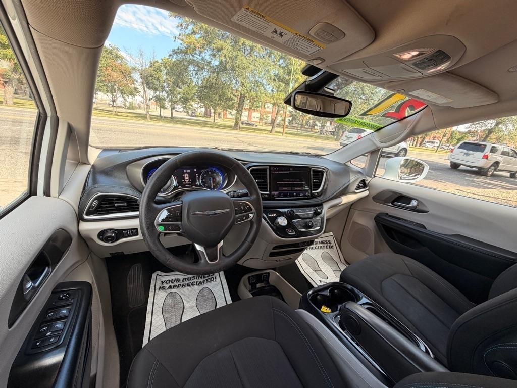 Chrysler Pacifica Touring Plus 2021