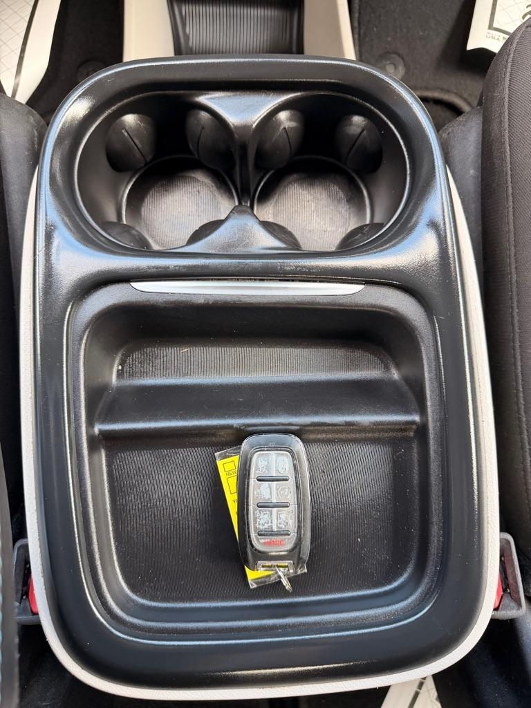 Chrysler Pacifica Touring Plus 2021
