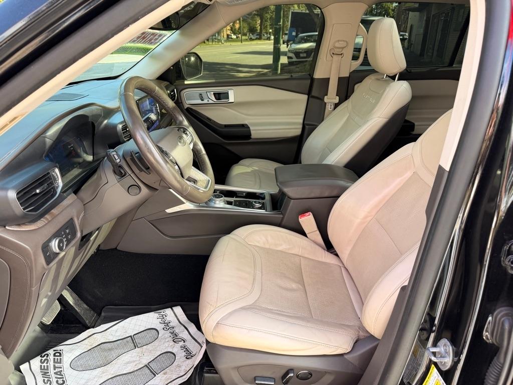 Ford Explorer Platinum AWD 2020