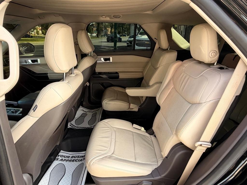 Ford Explorer Platinum AWD 2020