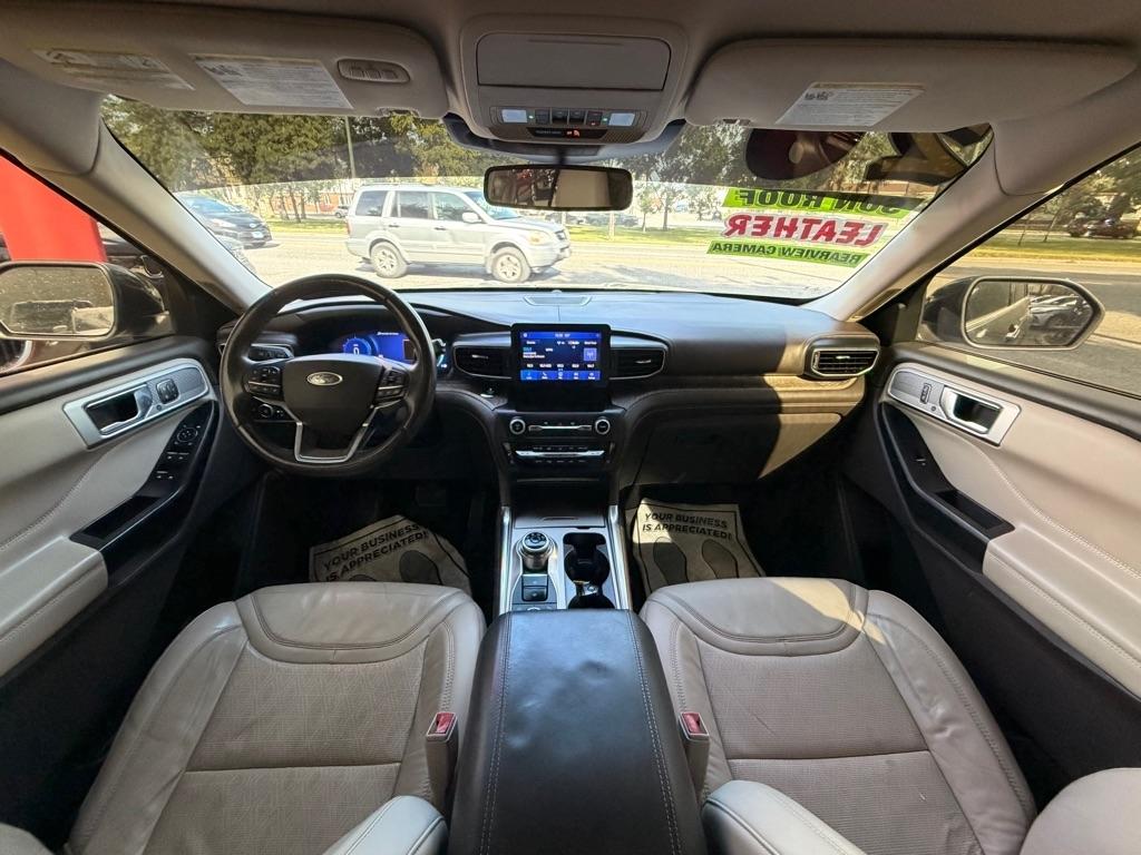 Ford Explorer Platinum AWD 2020