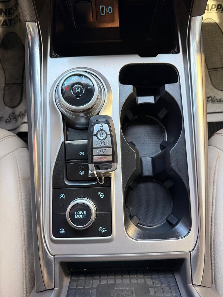 Ford Explorer Platinum AWD 2020
