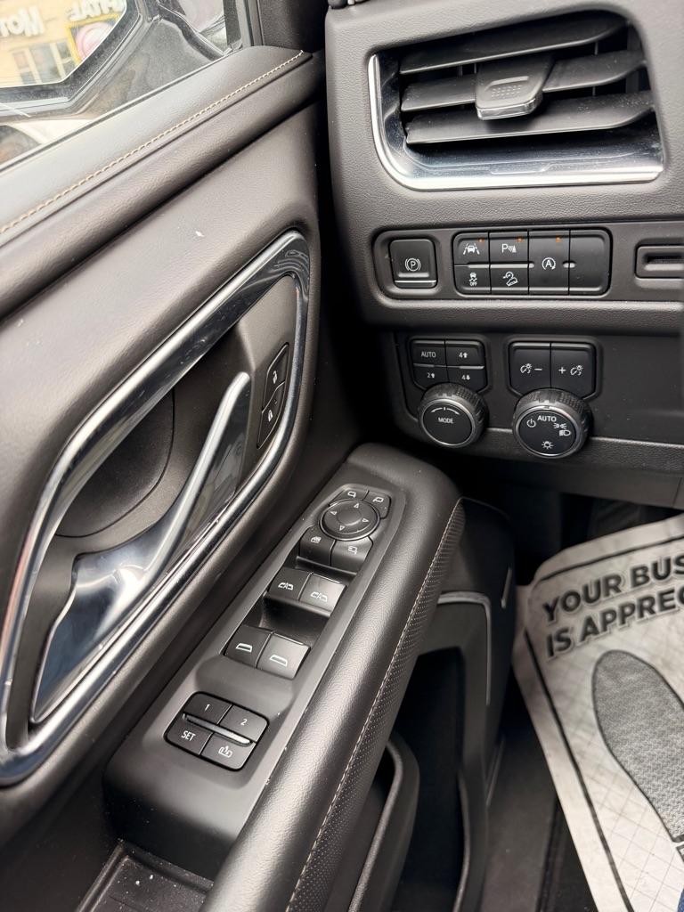 Chevrolet Suburban Premier 4WD 2023