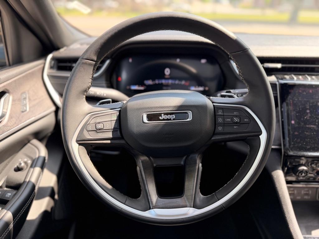 Jeep Grand Cherokee L Limited 4WD 2024