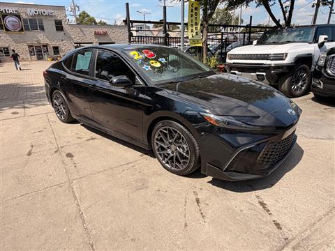 2025 Toyota Camry Hybrid XLE