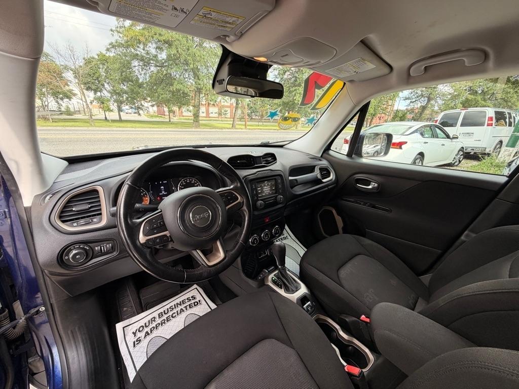 Jeep Renegade Latitude FWD 2017