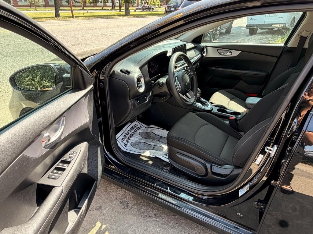 Kia Forte LX 2024