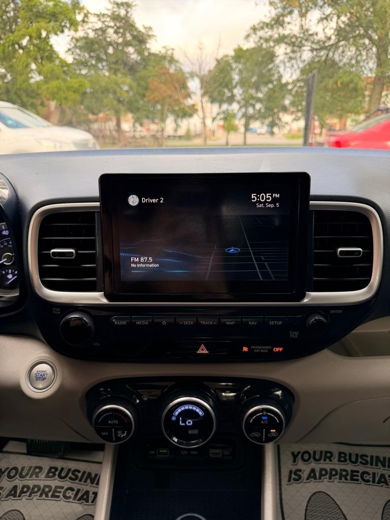 Hyundai Venue SEL 2022