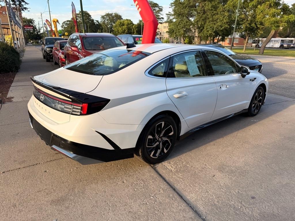 Hyundai Sonata SEL 2025