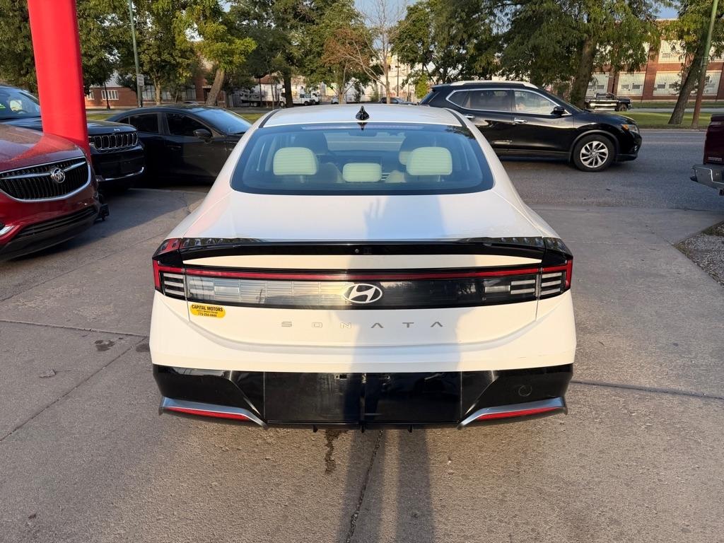Hyundai Sonata SEL 2025