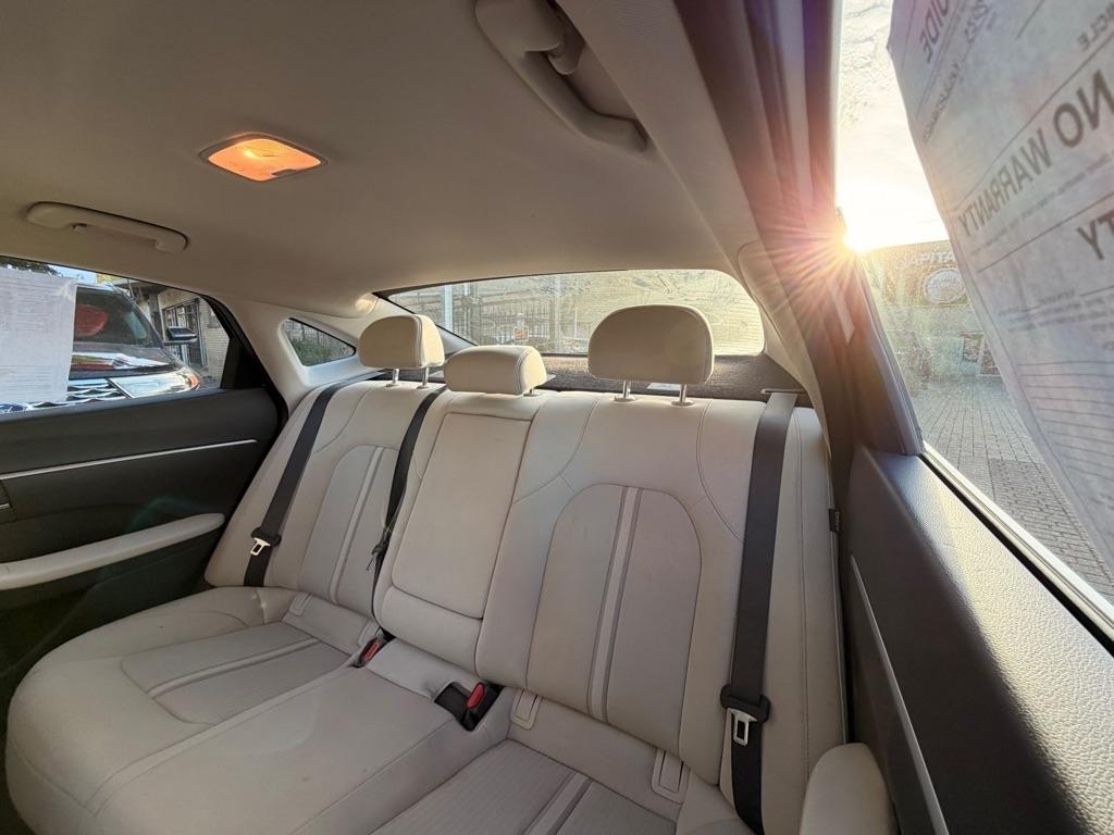 Hyundai Sonata SEL 2025