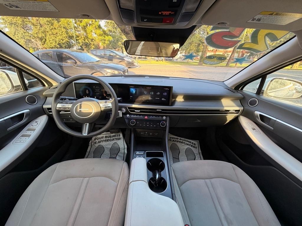 Hyundai Sonata SEL 2025