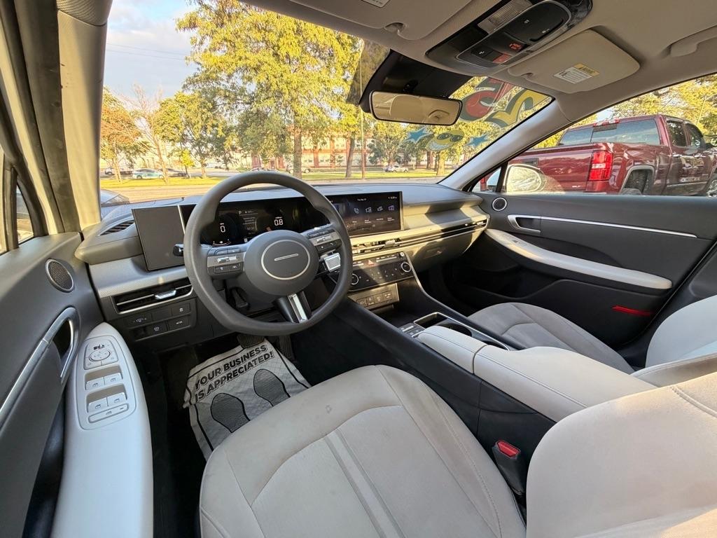 Hyundai Sonata SEL 2025