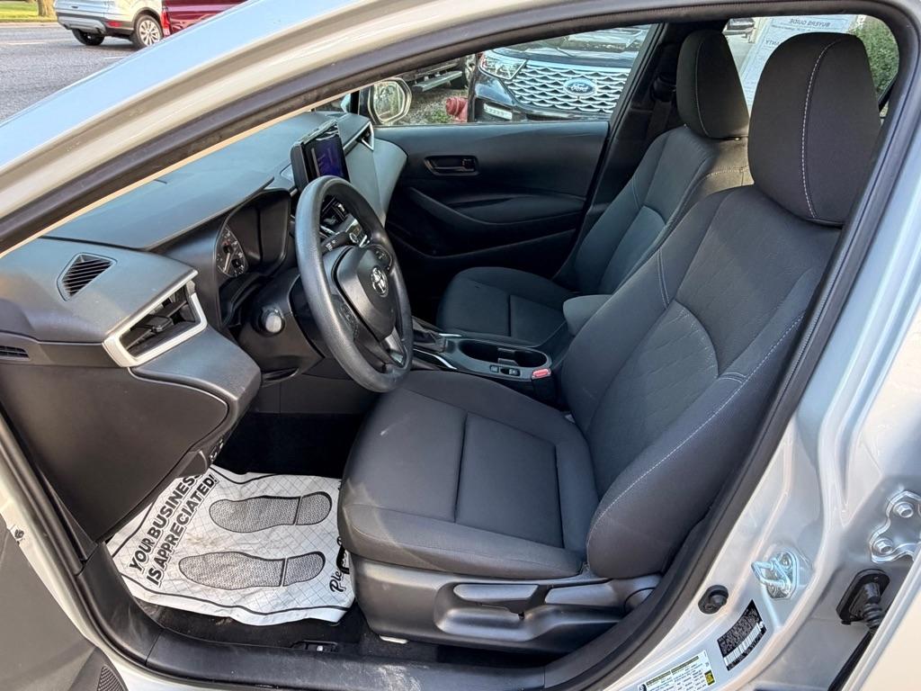 Toyota Corolla LE 2025