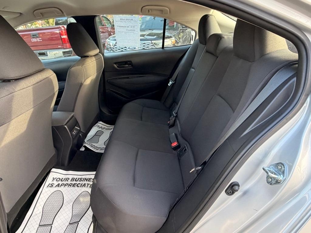 Toyota Corolla LE 2025
