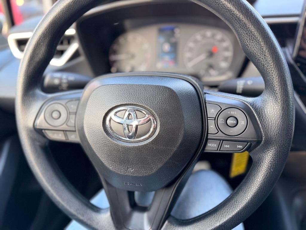 Toyota Corolla LE 2025