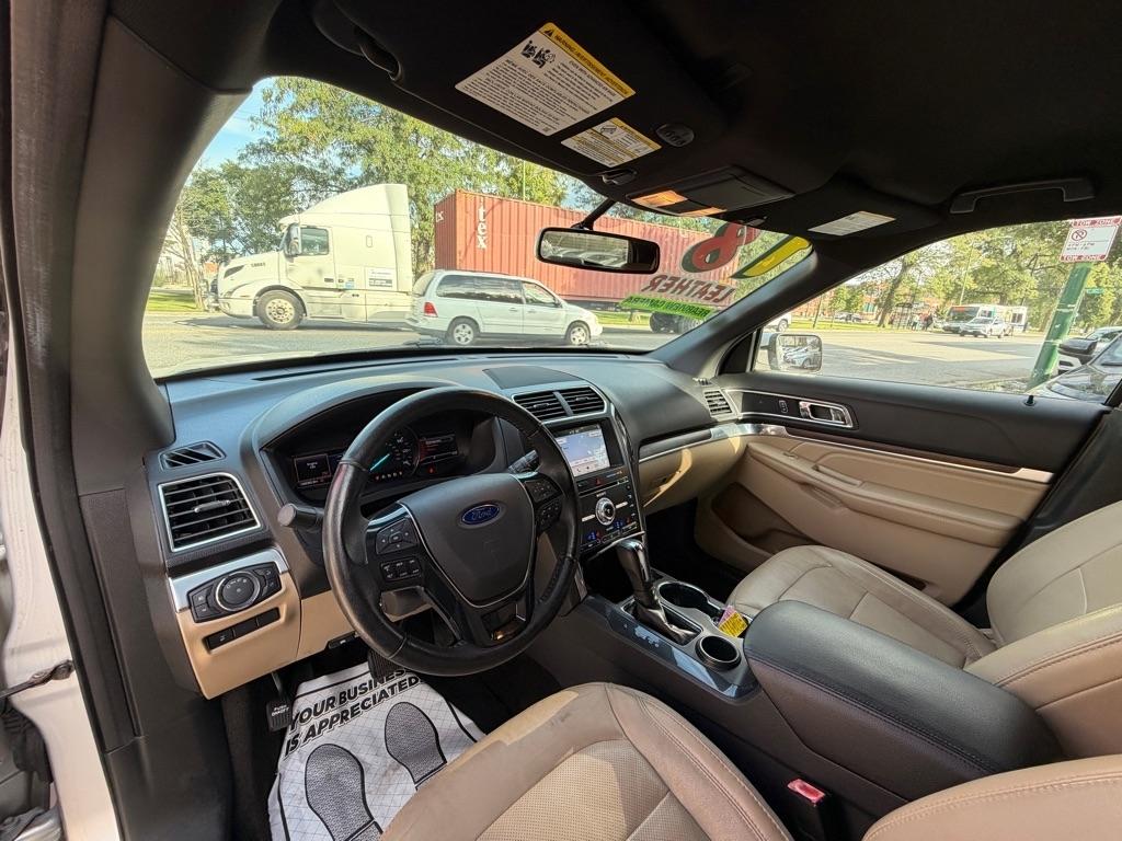 Ford Explorer Limited FWD 2017