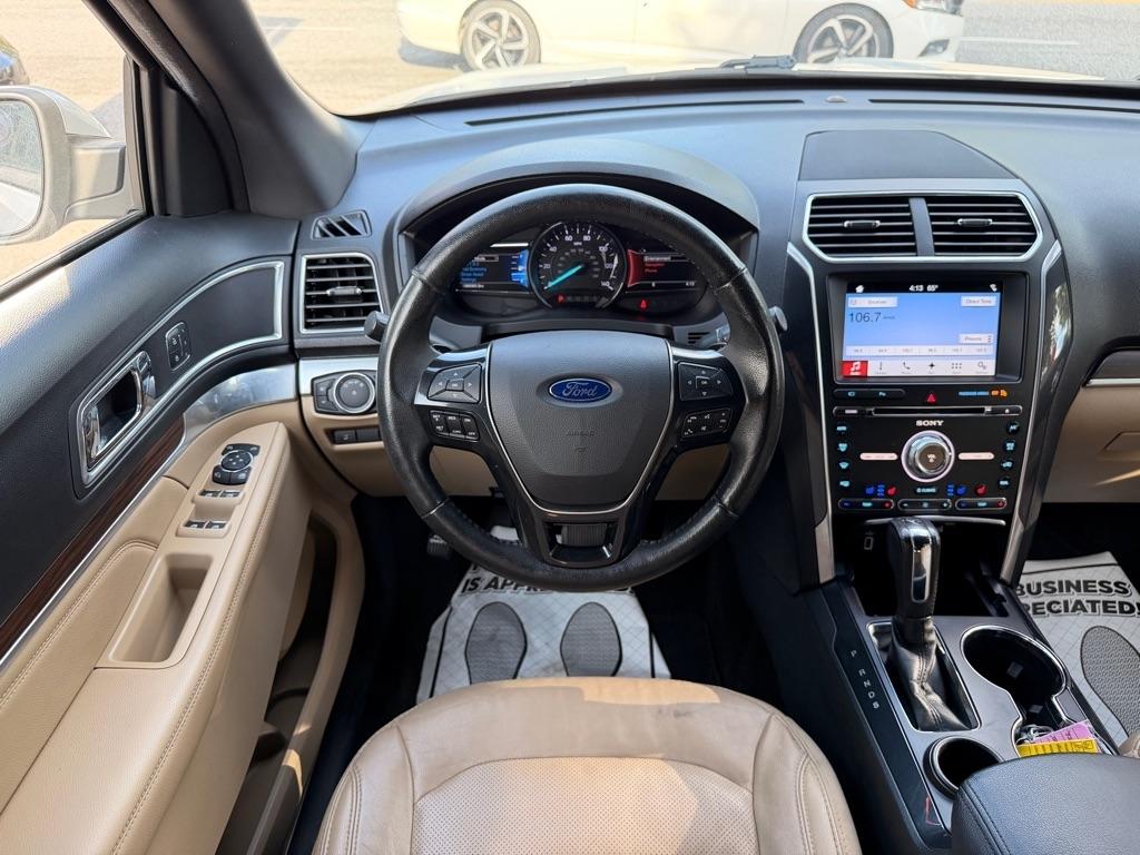 Ford Explorer Limited FWD 2017