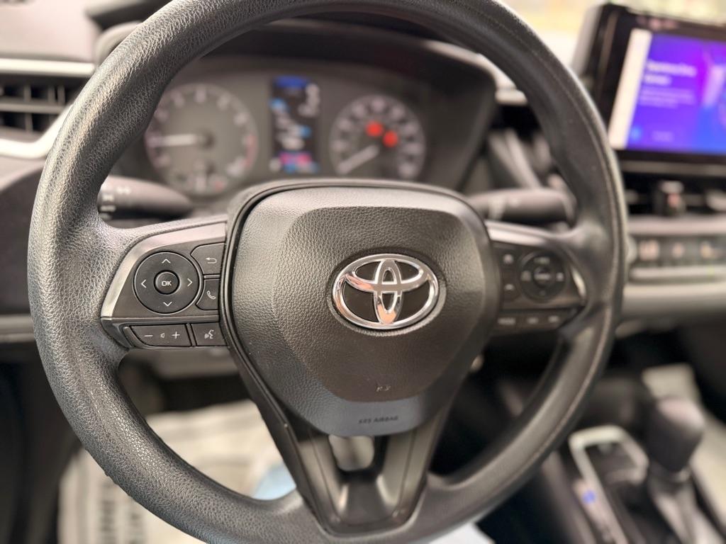 Toyota Corolla LE 2025