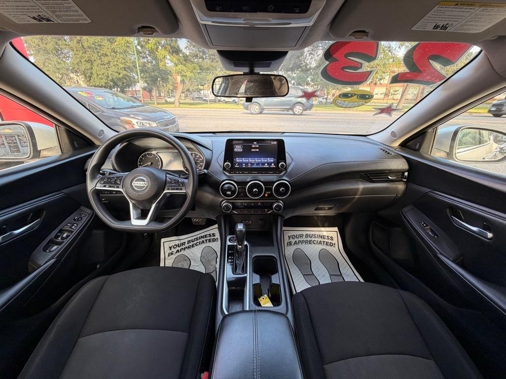 Nissan Sentra SV 2023