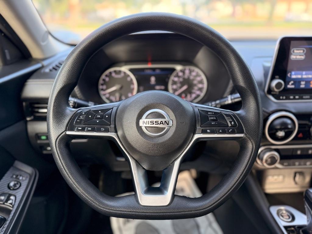 Nissan Sentra SV 2023