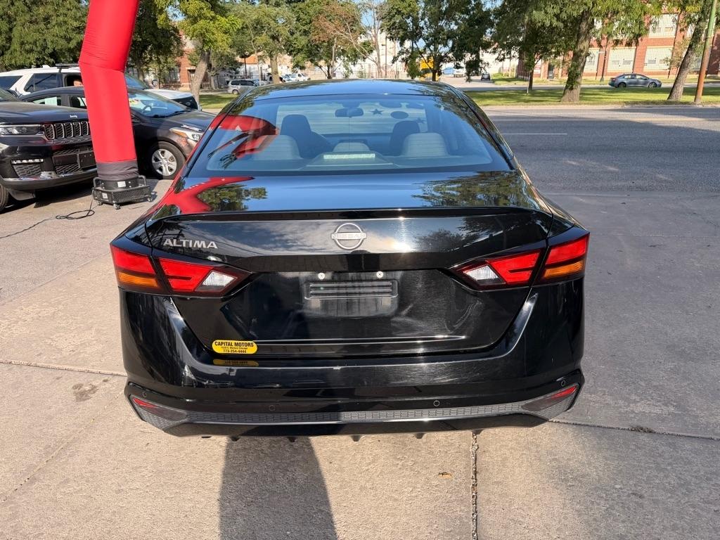 Nissan Altima 2.5 S 2023