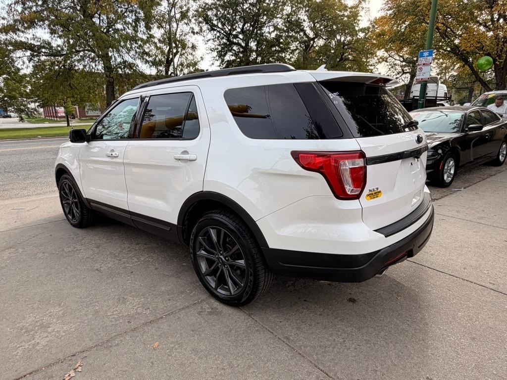 Ford Explorer XLT 4WD 2019