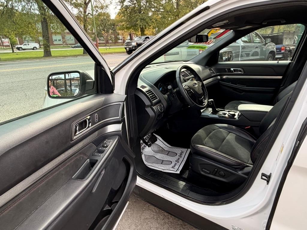 Ford Explorer XLT 4WD 2019
