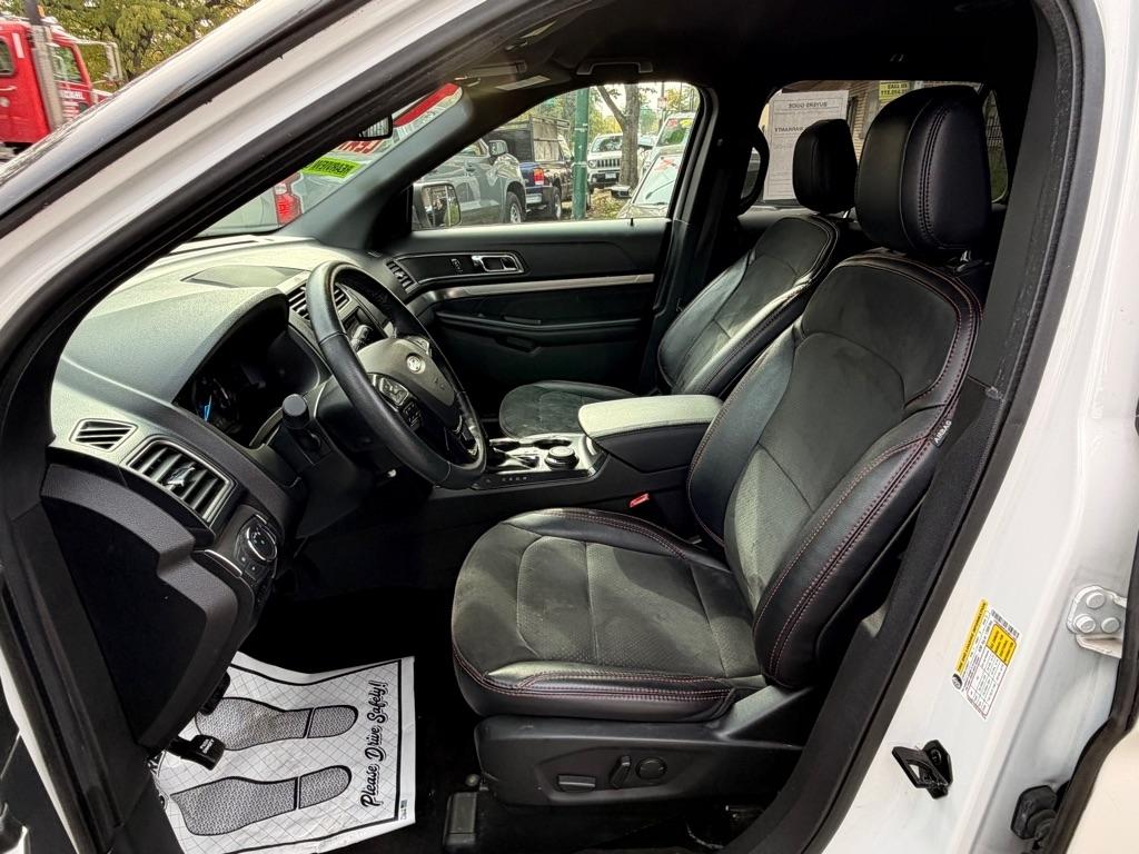 Ford Explorer XLT 4WD 2019