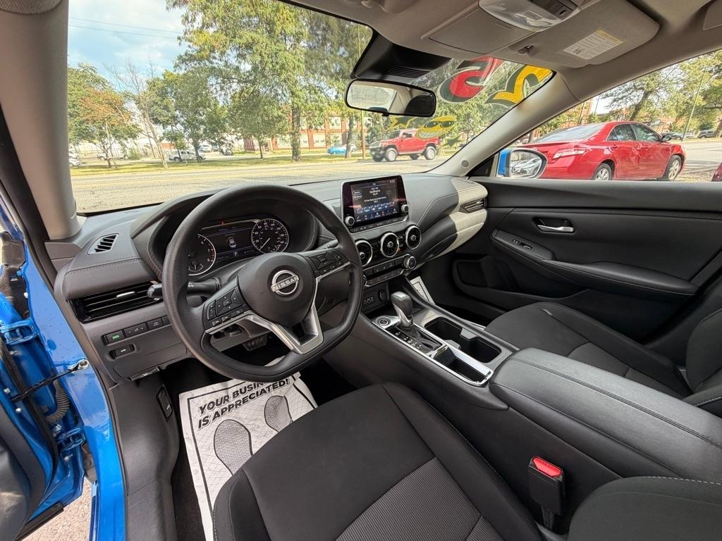 Nissan Sentra SV 2025