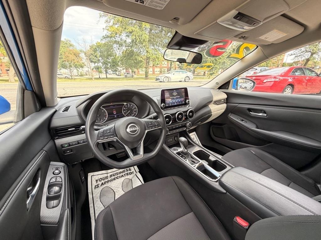 Nissan Sentra SV 2025