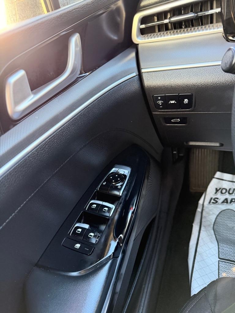 Kia K5 LXS 2022