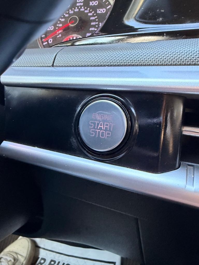 Kia K5 LXS 2022