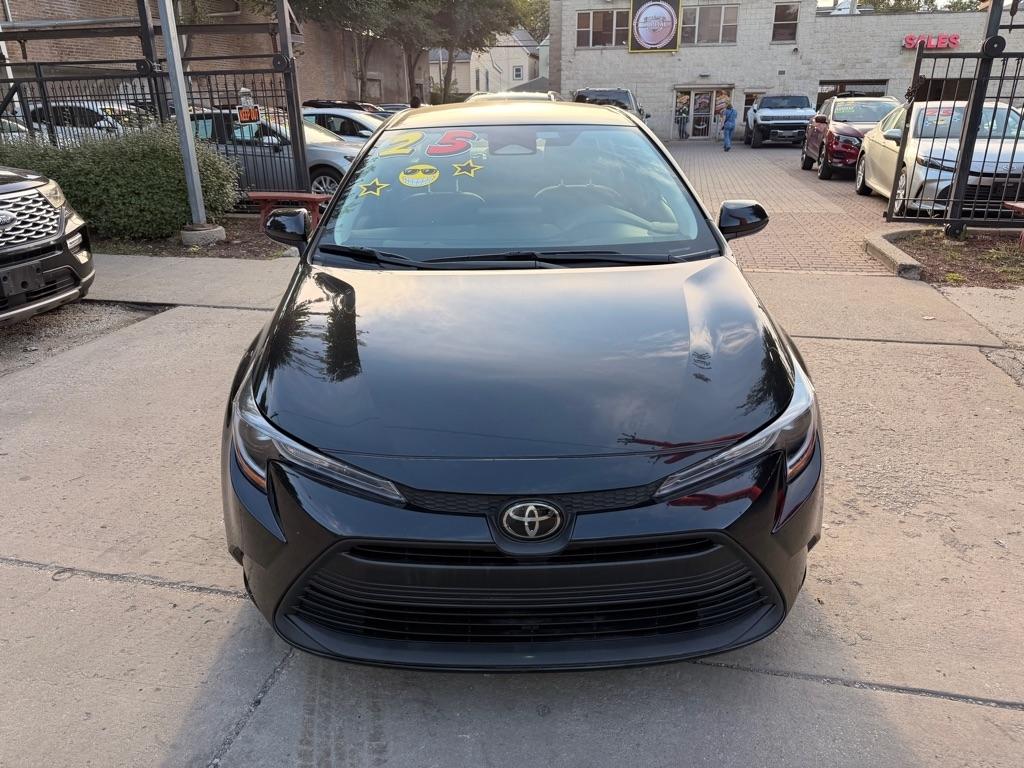 Toyota Corolla LE 2025