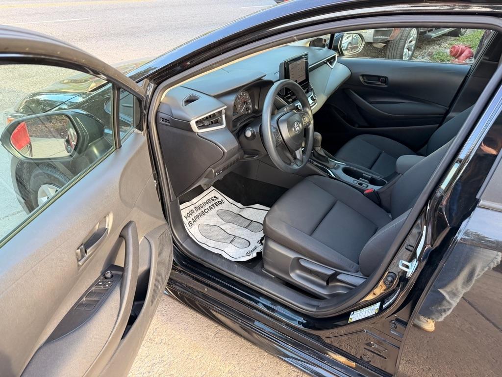 Toyota Corolla LE 2025